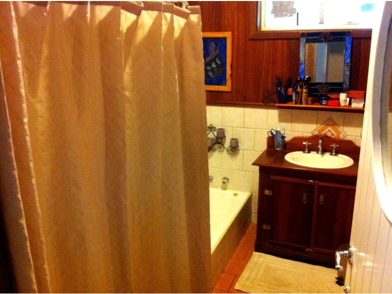 21 Colton Street, Roelands WA 6226