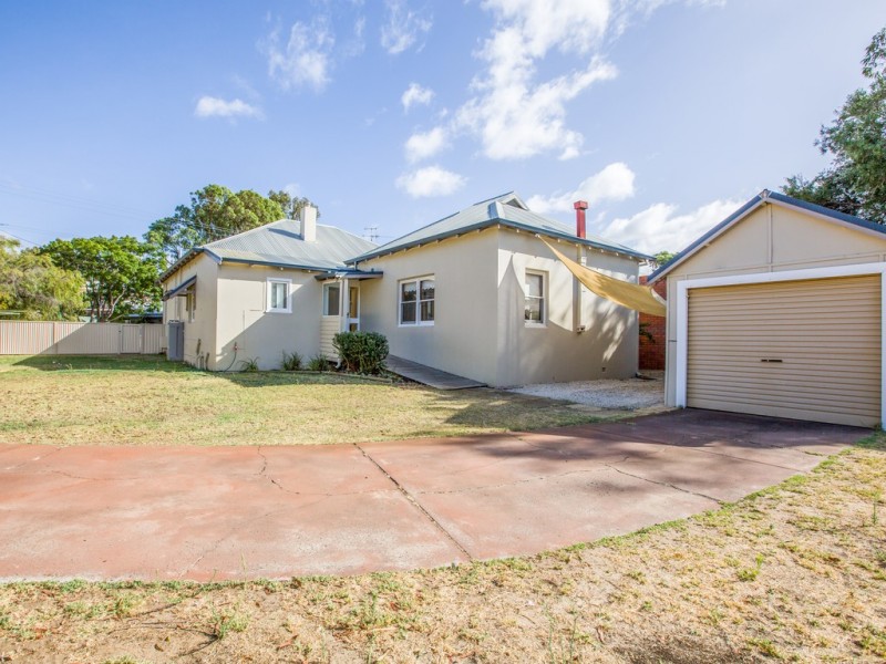 47 Beach Road, South Bunbury WA 6230