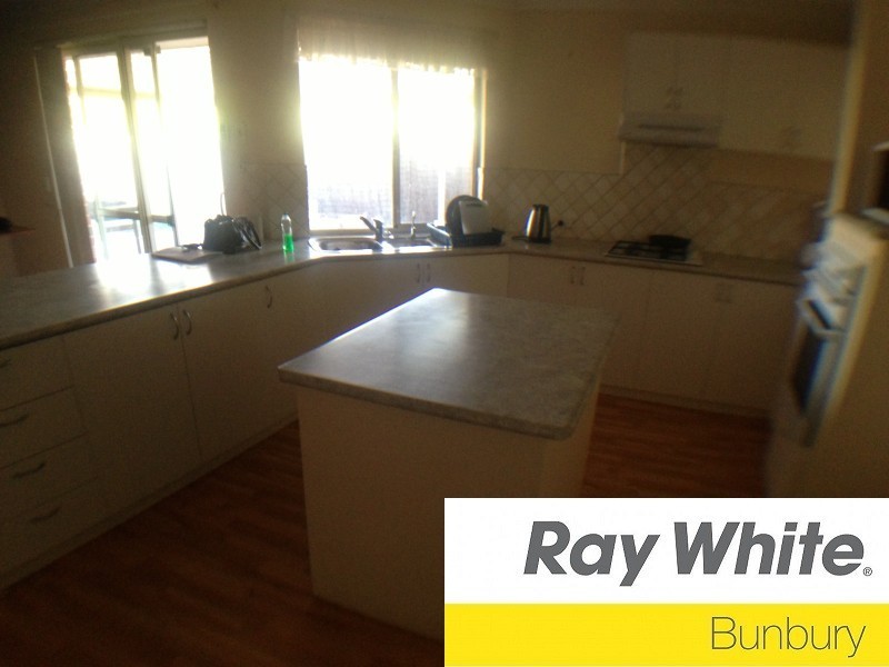 2 Falabella Court, Eaton WA 6232