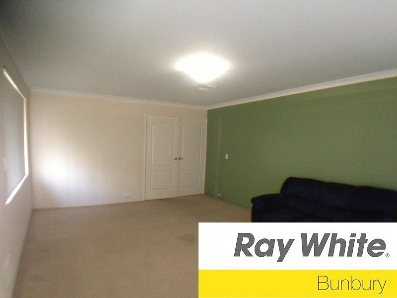 2 Falabella Court, Eaton WA 6232