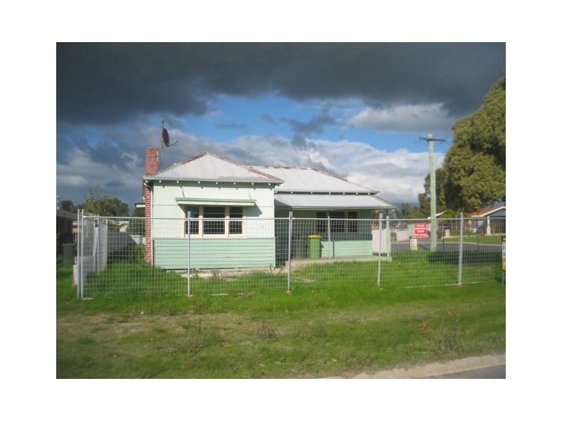 19 Shenton Street, East Bunbury WA 6230