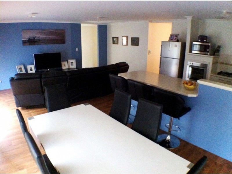 4/3 Cusworth Street, Glen Iris WA 6230