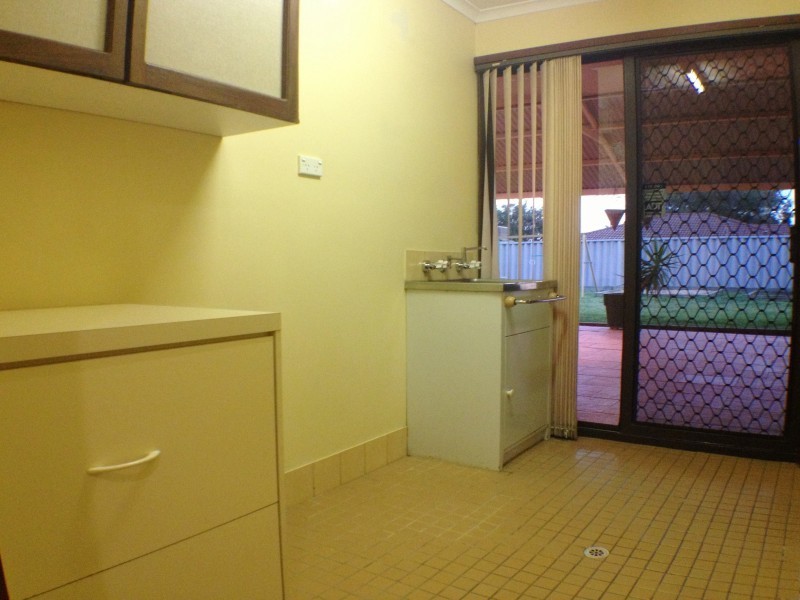 25 Webber Street, Carey Park WA 6230