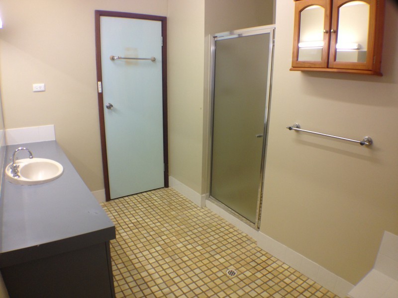 25 Webber Street, Carey Park WA 6230