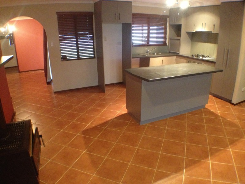 25 Webber Street, Carey Park WA 6230