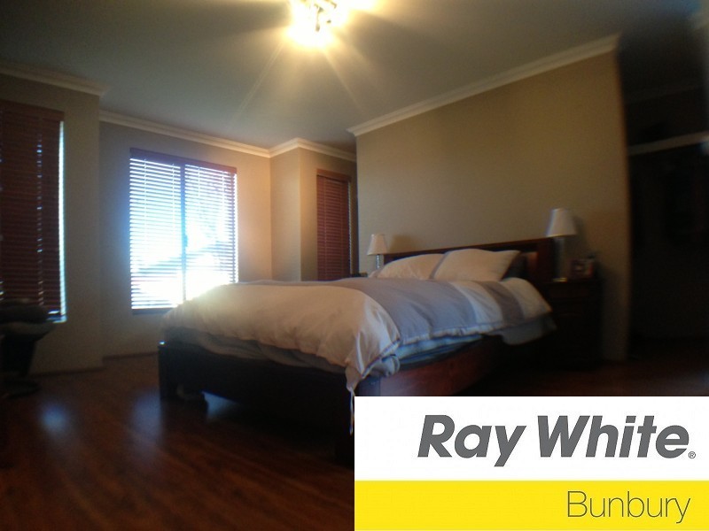 13 Golden Beryl Avenue, Australind WA 6233