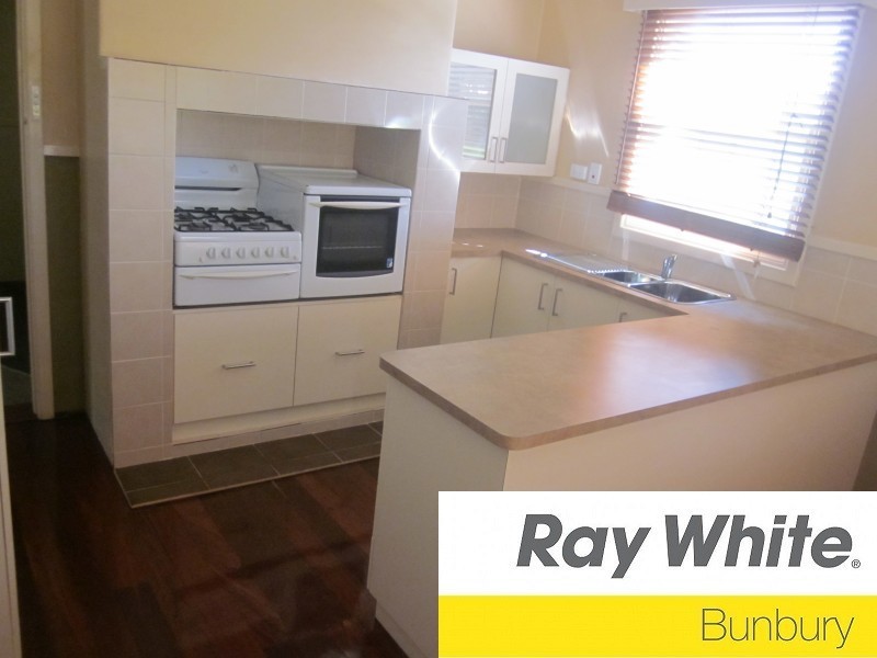 16 King Road, East Bunbury WA 6230
