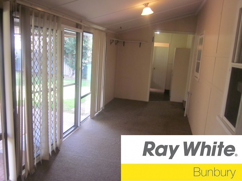 16 King Road, East Bunbury WA 6230