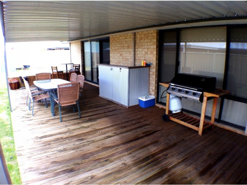 48 Abbeygate Street, Australind WA 6233