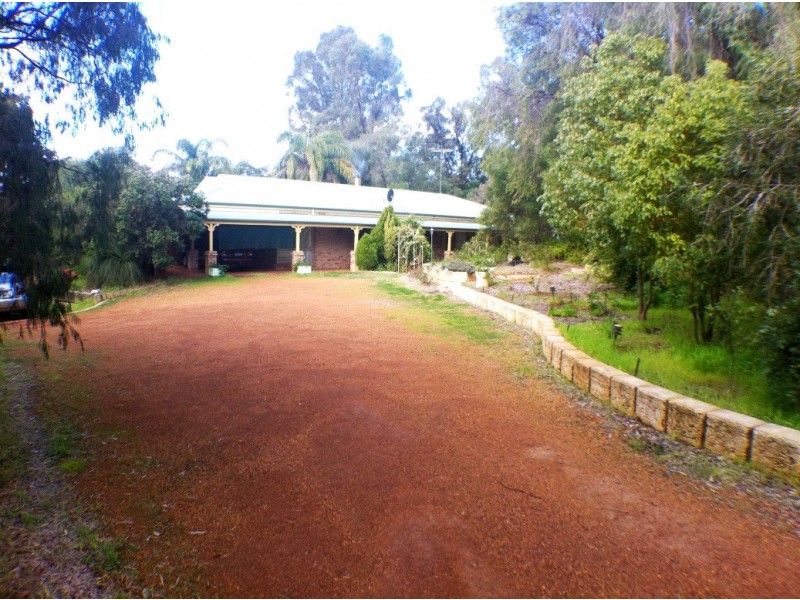 9 Feast Place, Leschenault WA 6233