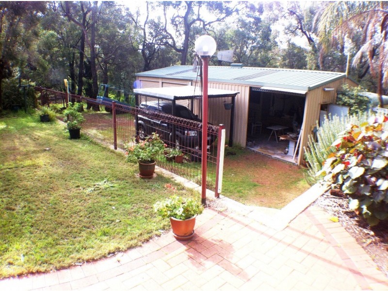 9 Feast Place, Leschenault WA 6233