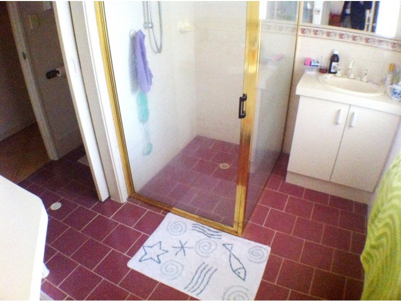 9 Feast Place, Leschenault WA 6233