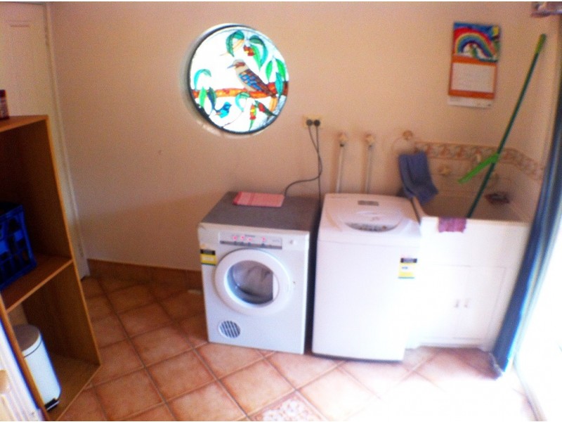 9 Feast Place, Leschenault WA 6233