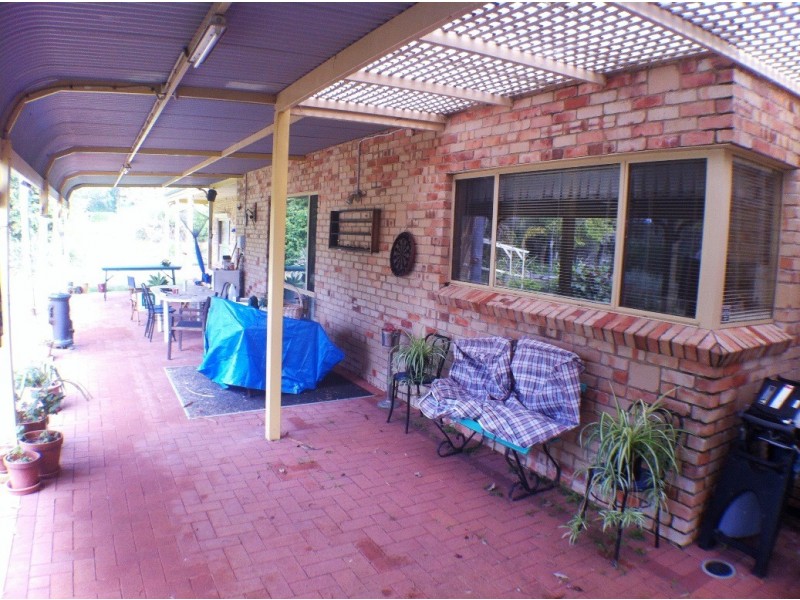 9 Feast Place, Leschenault WA 6233
