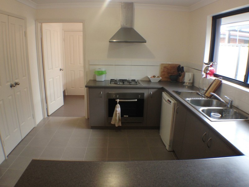 11C Elmbank Close, South Bunbury WA 6230