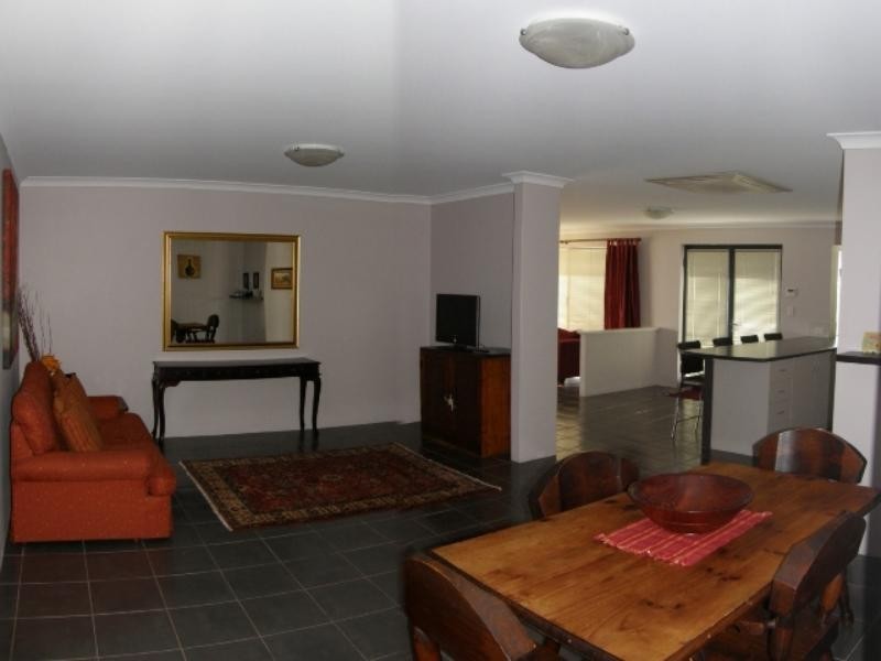 94 Hornibrook Road, Dalyellup WA 6230