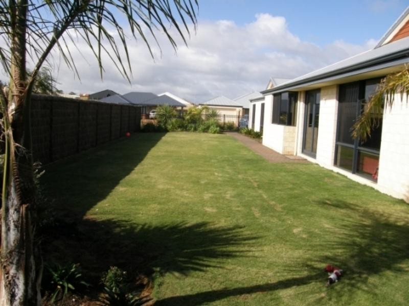 94 Hornibrook Road, Dalyellup WA 6230