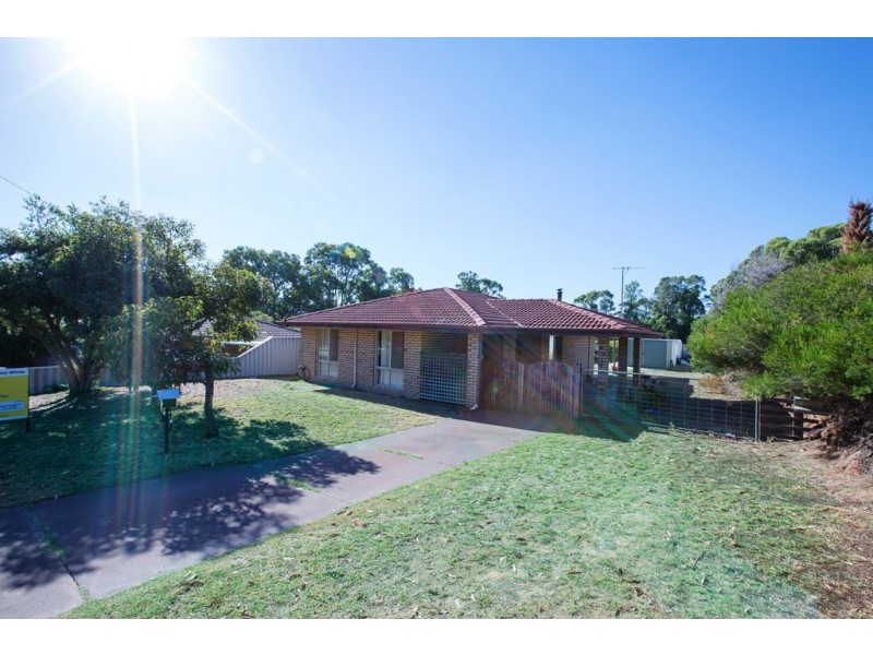 6 Lockwood Crescent, Withers WA 6230