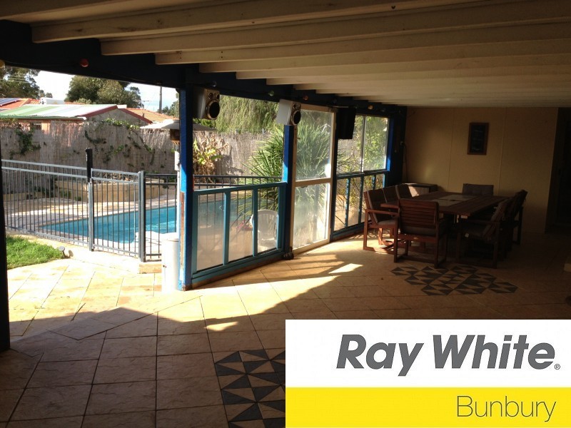 37 Murray Drive, Withers WA 6230