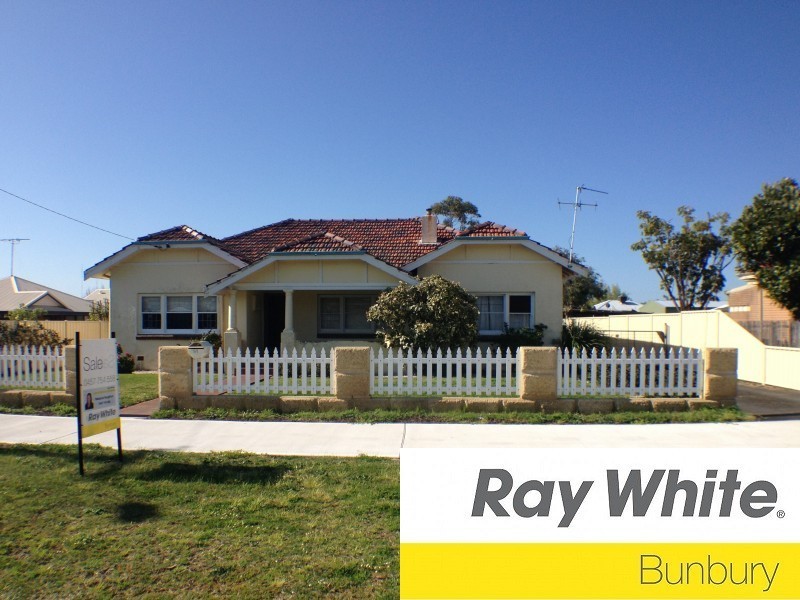 51 Gibbs Street, Carey Park WA 6230