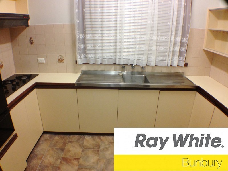 51 Gibbs Street, Carey Park WA 6230