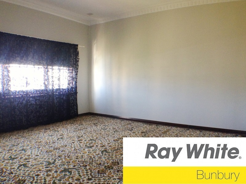 51 Gibbs Street, Carey Park WA 6230