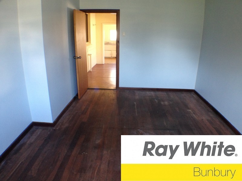 51 Gibbs Street, Carey Park WA 6230