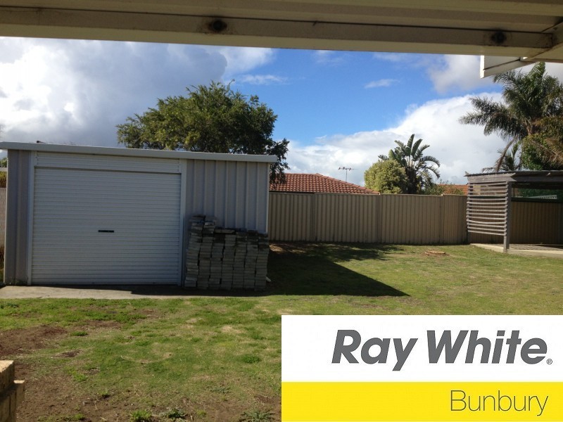 5 Brand Ave, Usher WA 6230