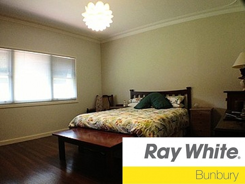 218 Blair Street, Bunbury WA 6230
