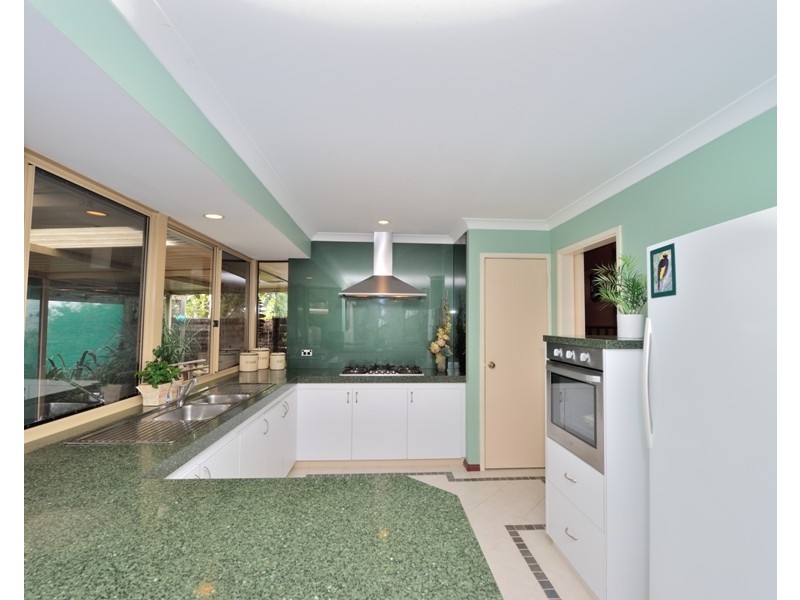 57 Matilda Av, Australind WA 6233