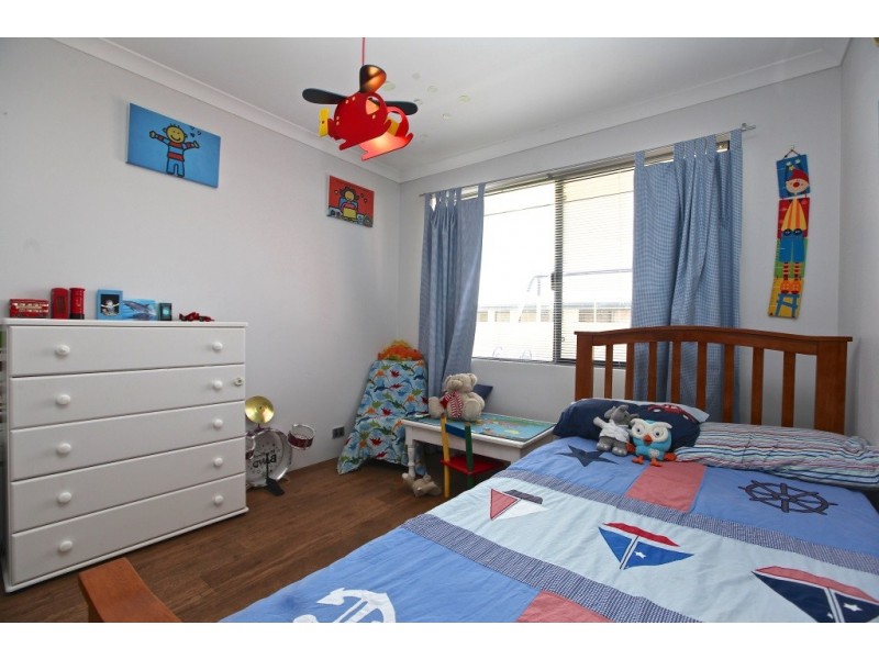 2 Romney Way, Eaton WA 6232