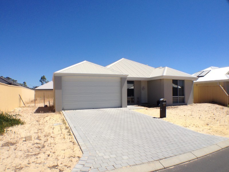 63 Paragon Loop, Dalyellup WA 6230