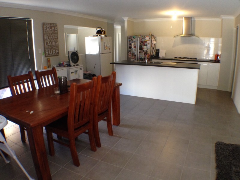 63 Paragon Loop, Dalyellup WA 6230