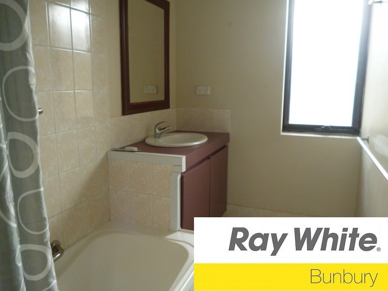 46 Jacaranda Crescent, Withers WA 6230