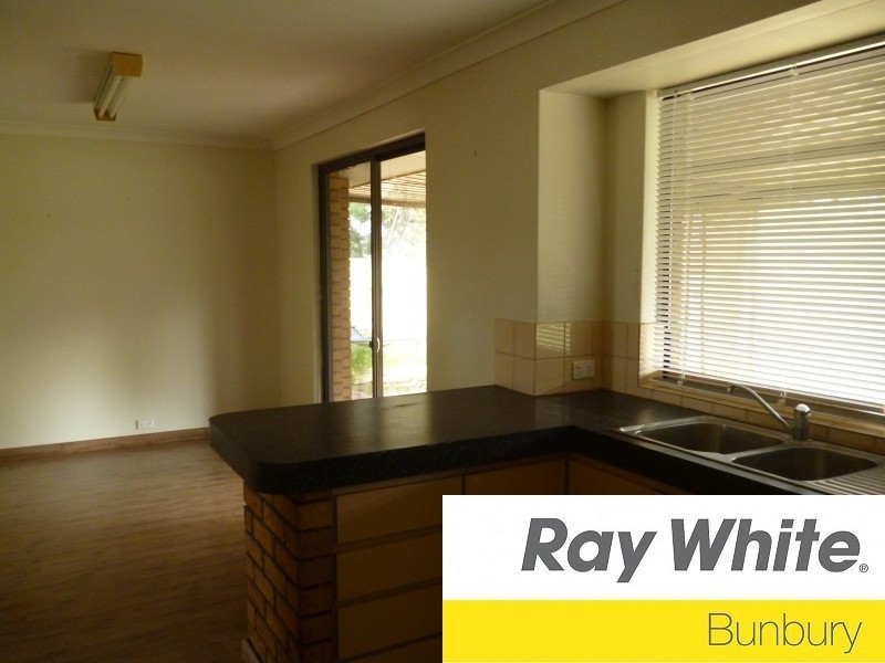 46 Jacaranda Crescent, Withers WA 6230
