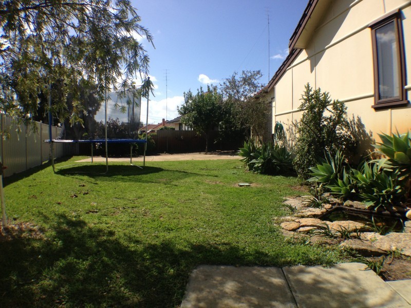 18 Winton Street, Carey Park WA 6230