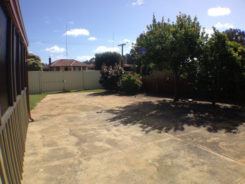 18 Winton Street, Carey Park WA 6230