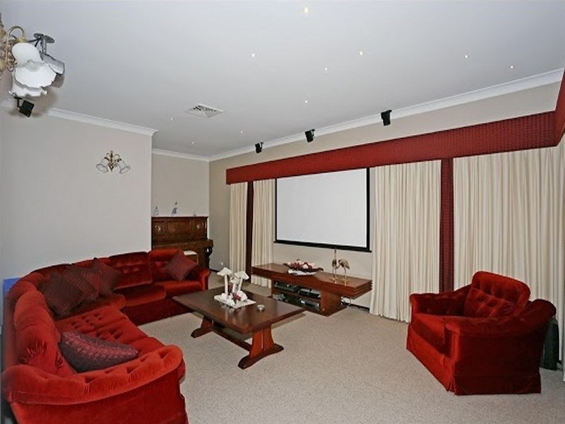 5 Lucretia Street, Eaton WA 6232