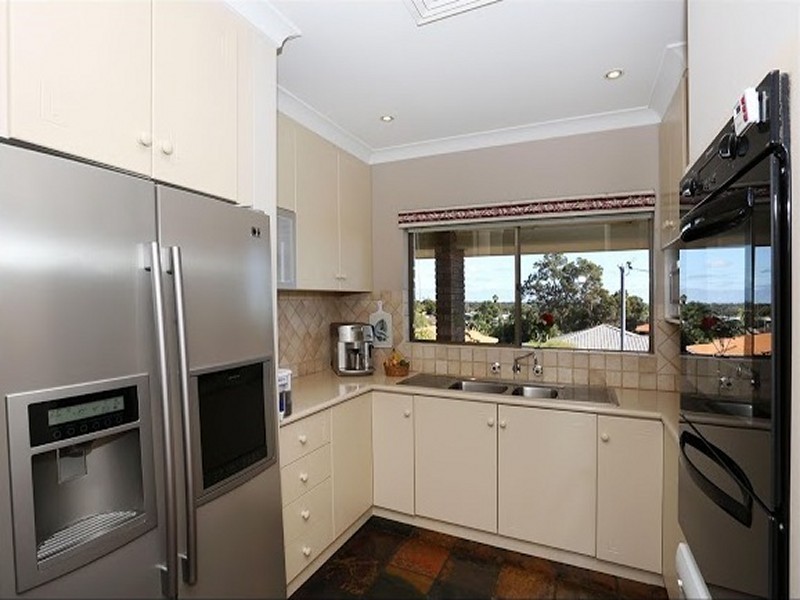 5 Lucretia Street, Eaton WA 6232