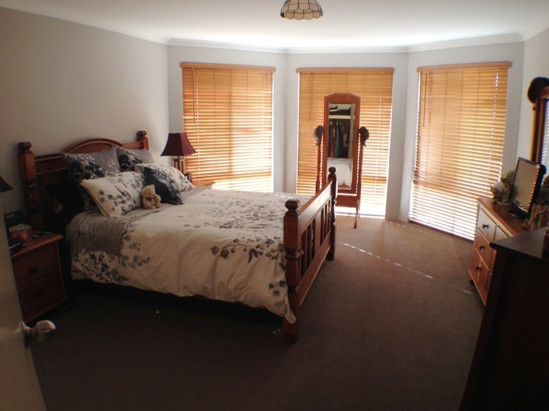 117 Leschenault Parade, Australind WA 6233