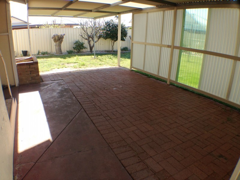 51 Gibbs Street, Carey Park WA 6230