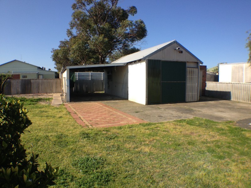 51 Gibbs Street, Carey Park WA 6230