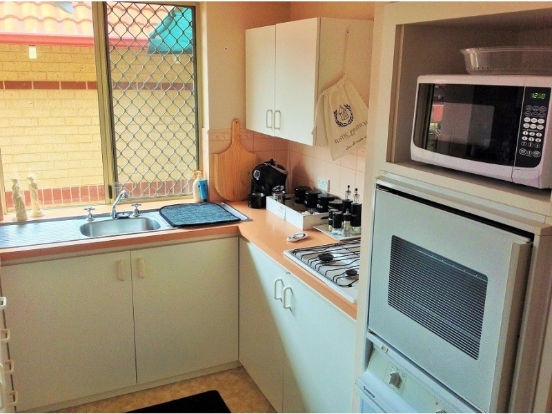 4/212 Spencer Street, South Bunbury WA 6230