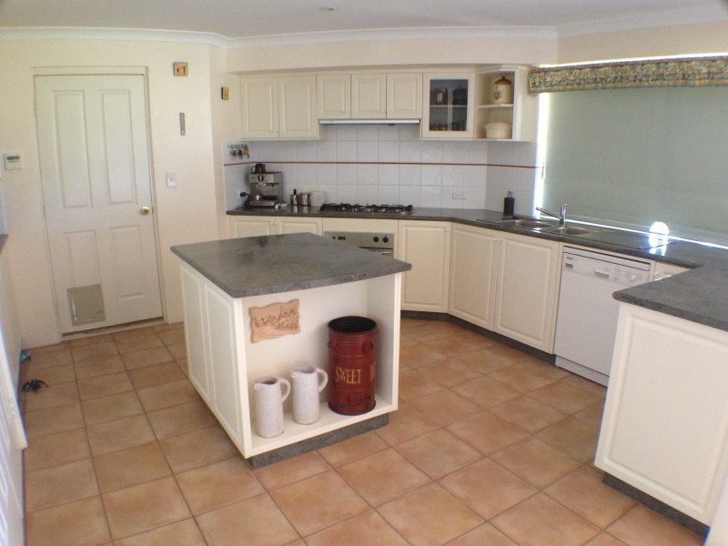 17 Challenger Rise, Australind WA 6233