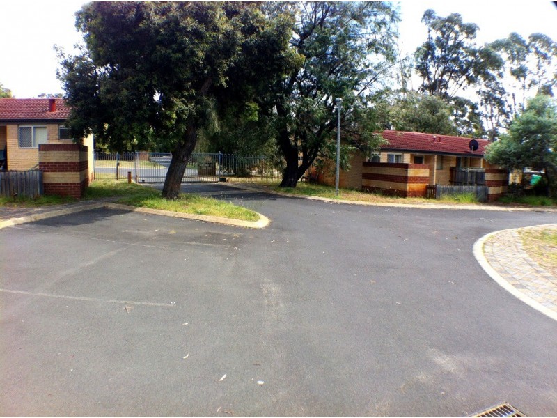 16D Stallard Place, Withers WA 6230