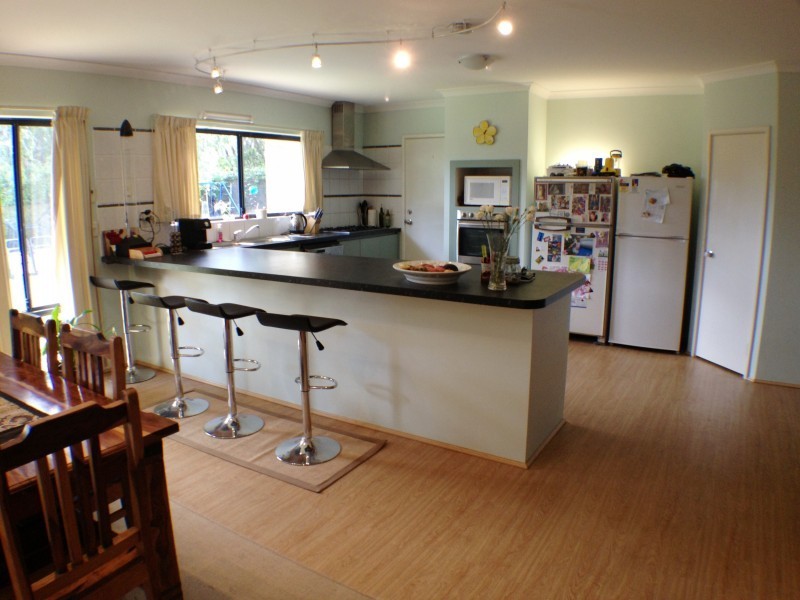 16 Kardan Way, Dalyellup WA 6230