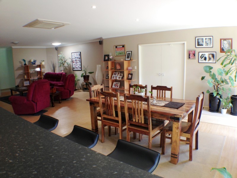 16 Kardan Way, Dalyellup WA 6230