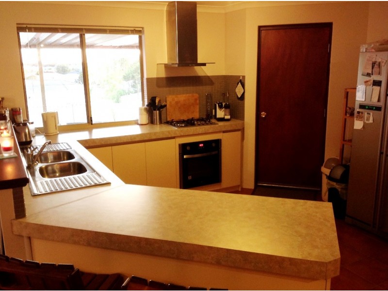 11 Salers Close, Eaton WA 6232