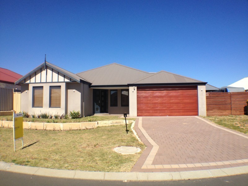 6 Garnet Way, Dalyellup WA 6230