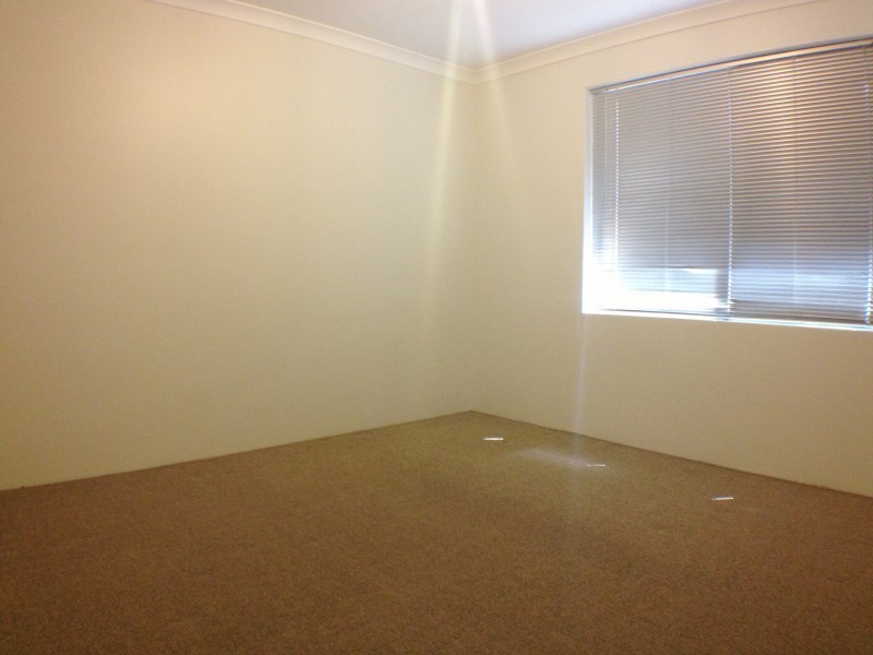 6 Garnet Way, Dalyellup WA 6230